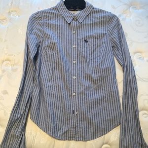 Abercrombie & Fitch long sleeved button down shirt